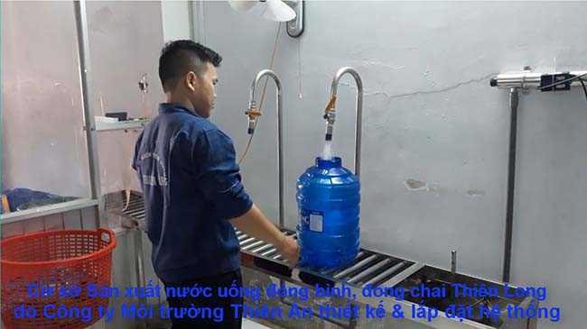 Hệ thống nước đóng bình đóng chai tại Cơ sở Thiên Long ở Cần Thơ